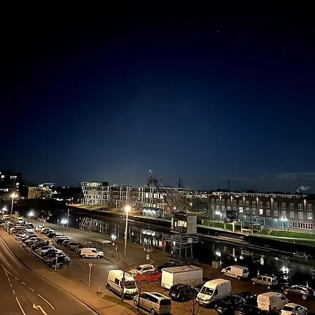 Modernes Penthouse Mit Terrasse Am Stader Hafen *