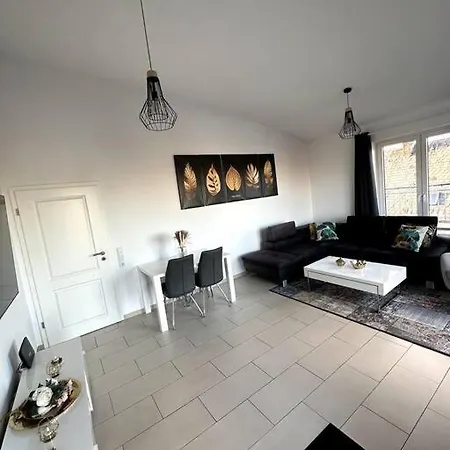 Modernes Penthouse Mit Terrasse Am Stader Hafen Stade